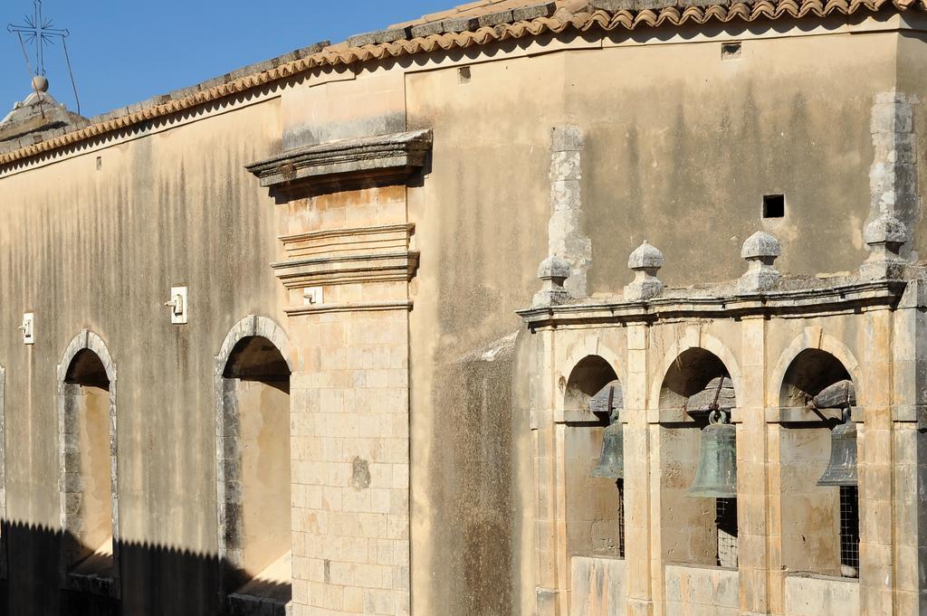 Kalote' On The Roof Apartments Noto Extérieur photo
